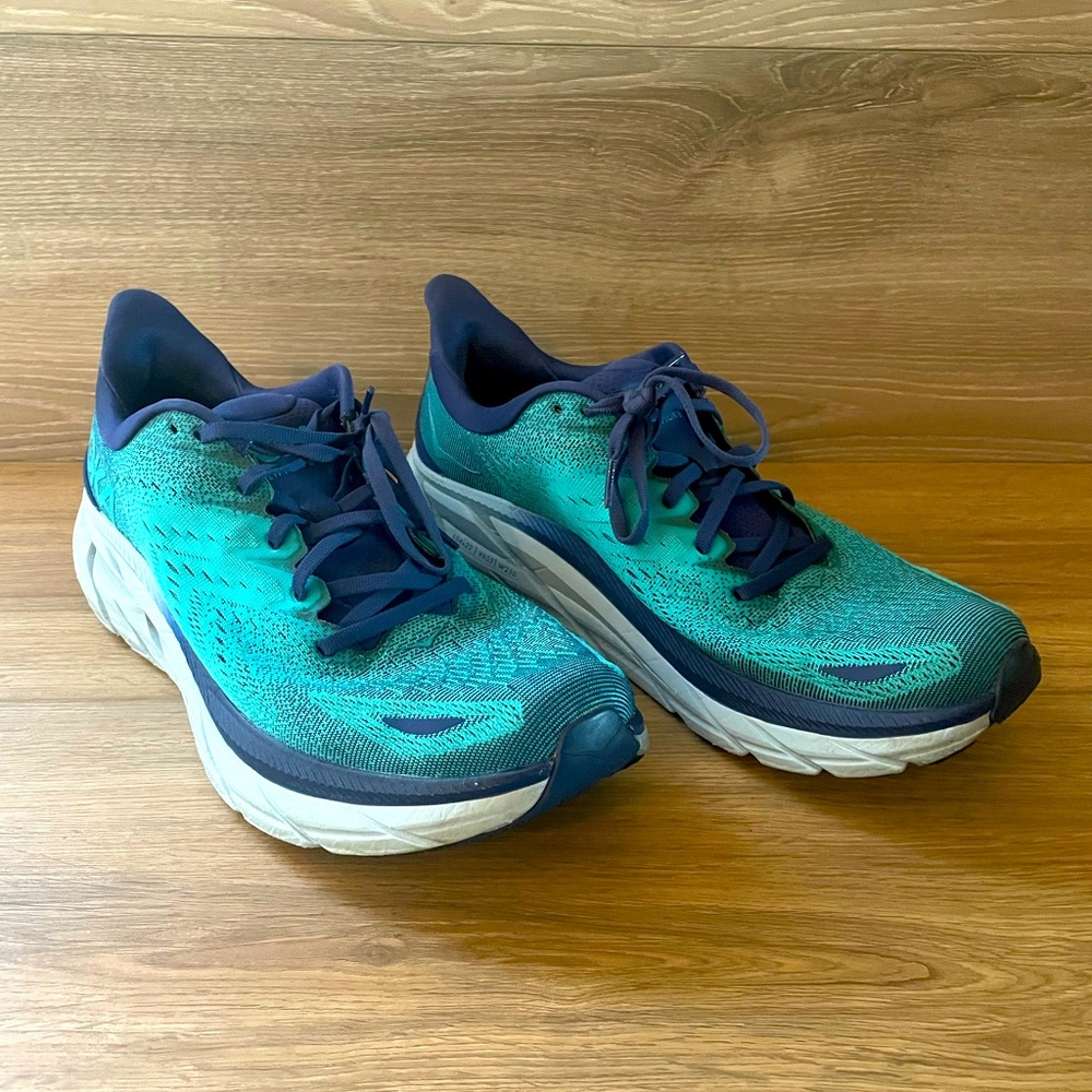 Hoka One One Clifton